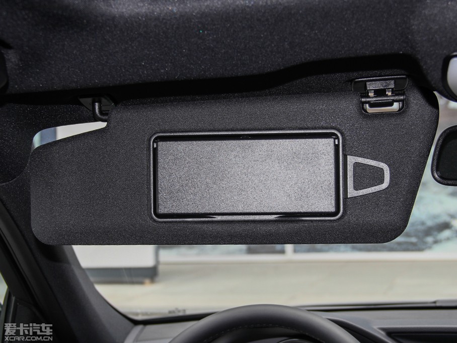 2015YE E 260L \ӕr