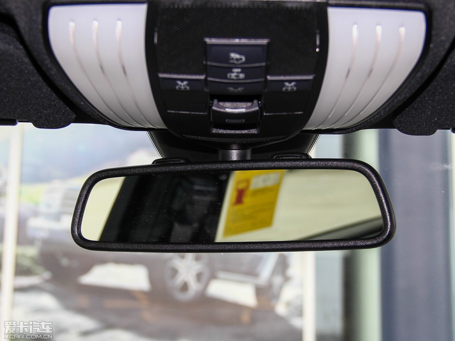 2015YE(j) E 260L \(yn)(dng)r(sh)