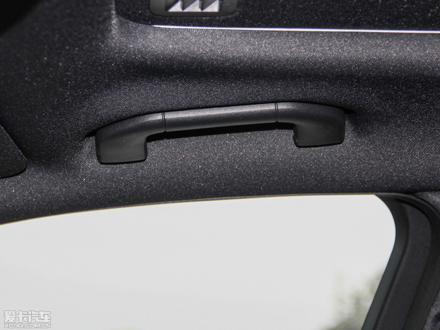 2015YE(j) E 260L \(yn)(dng)r(sh)