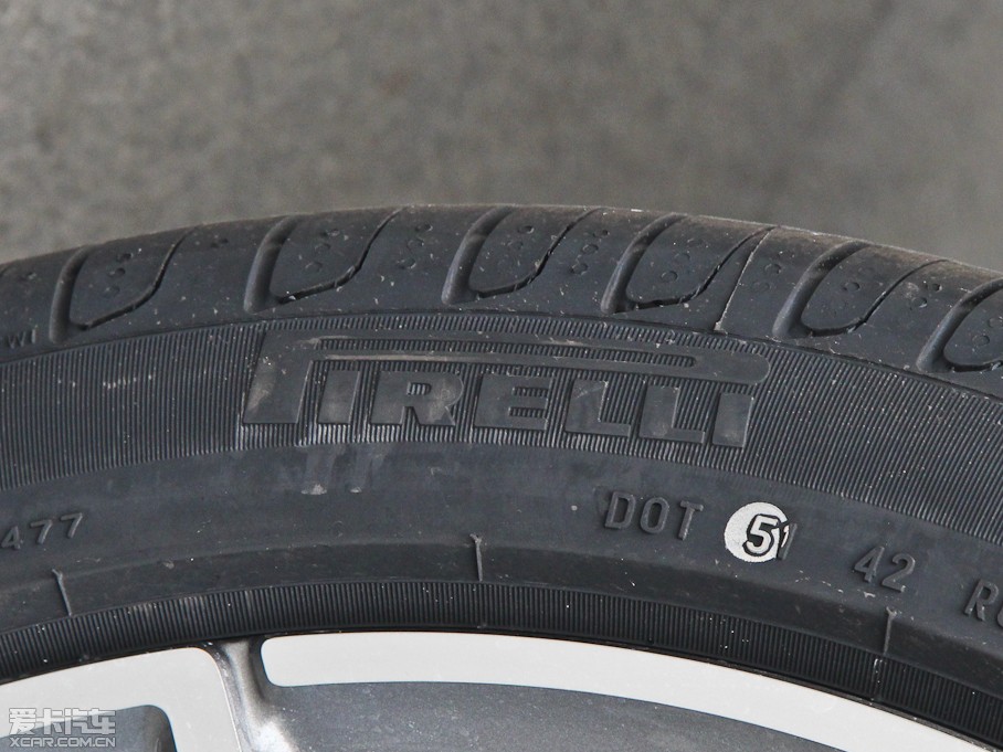 2015YE E 260L \ӺA