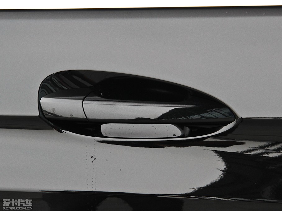 2015YE E 260L \ӺA