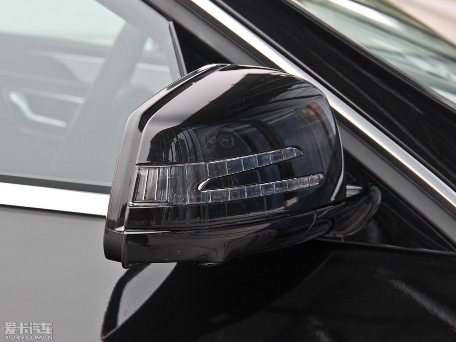 2015YE E 260L \ӺA