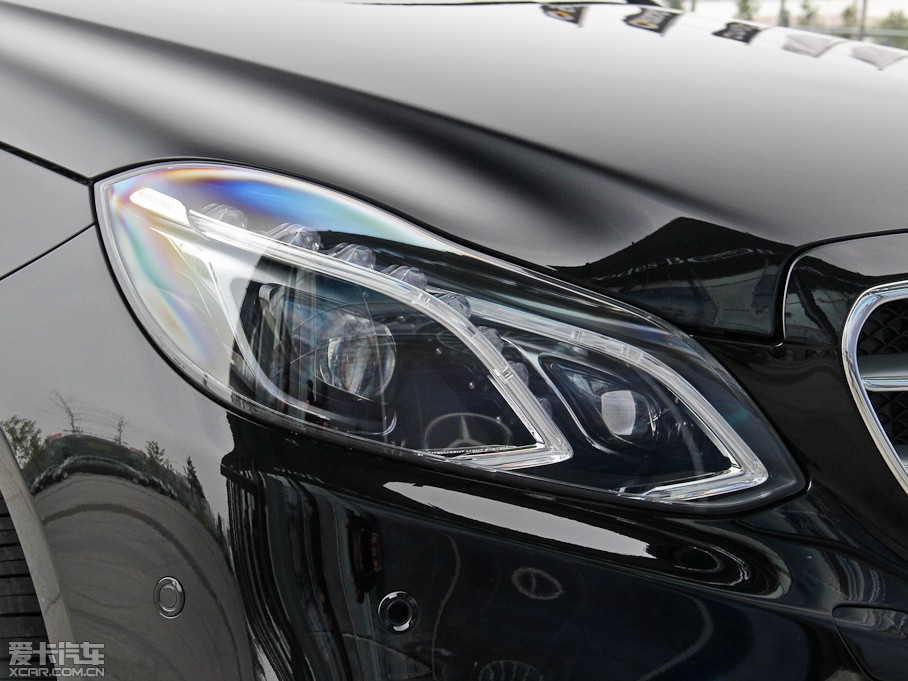 2015YE E 260L \ӺA