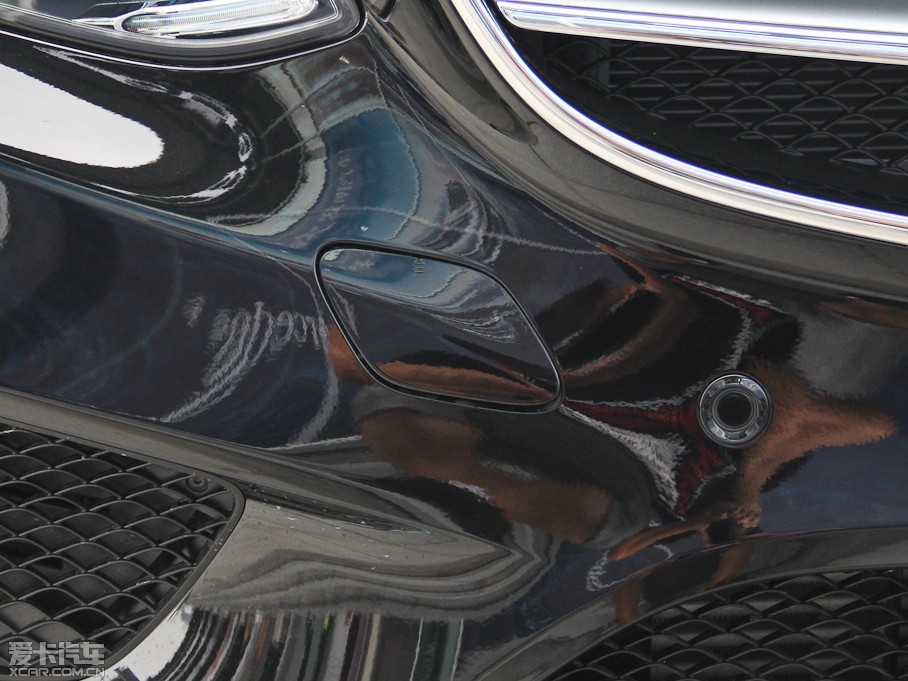 2015YE(j) E 260L \(yn)(dng)A