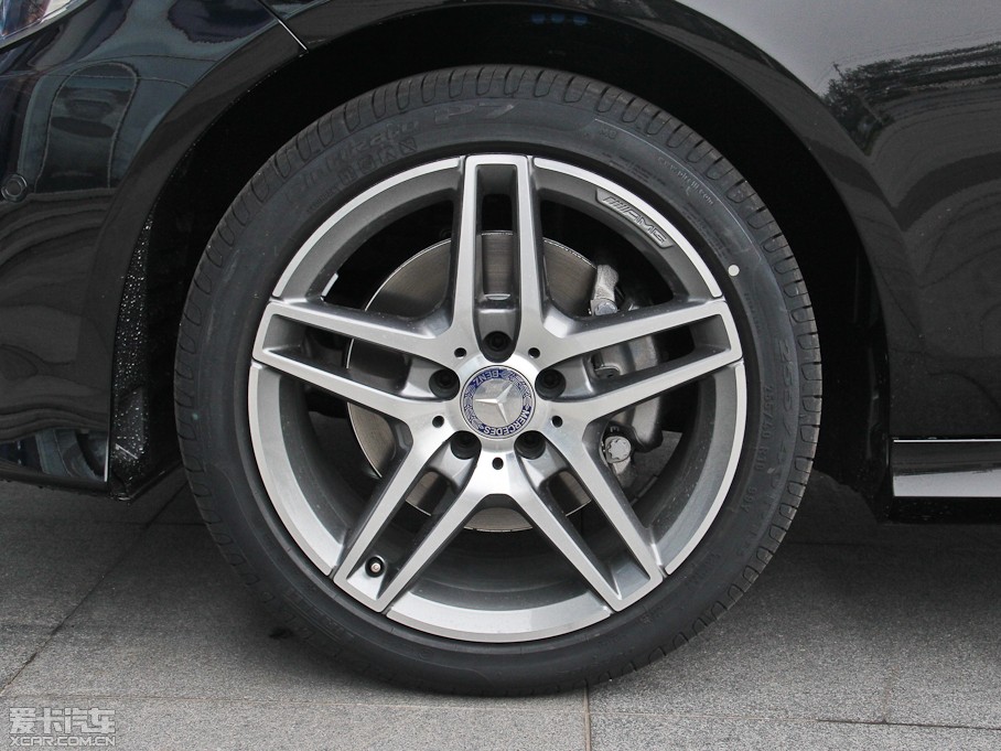 2015YE E 260L \ӺA