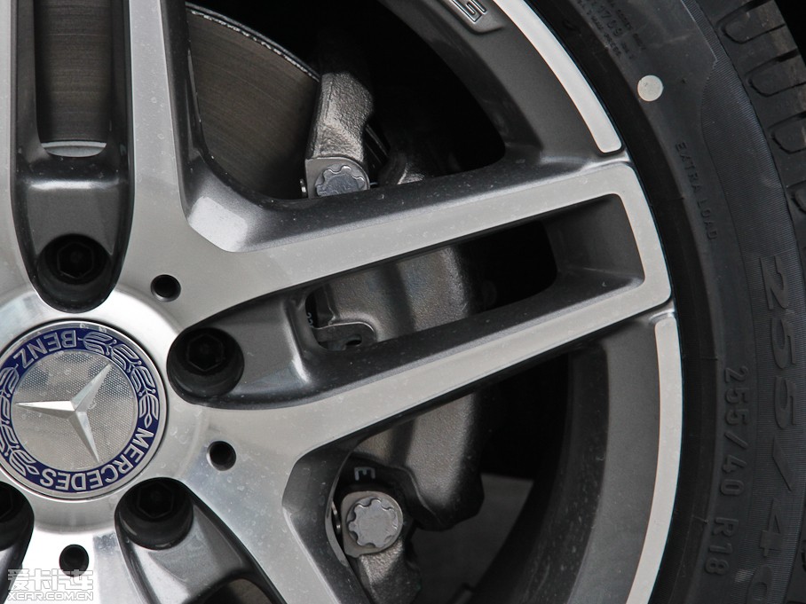 2015YE E 260L \ӺA