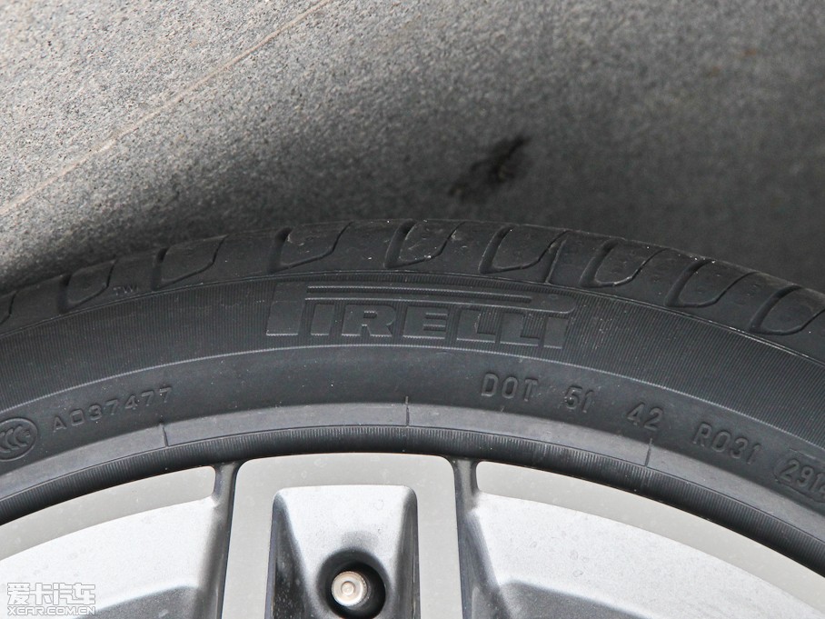 2015YE E 260L \ӺA