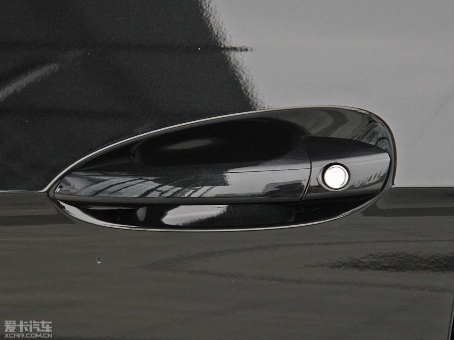 2015YE(j) E 260L \(yn)(dng)A