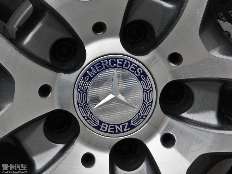 2015YE E 260L \ӺA