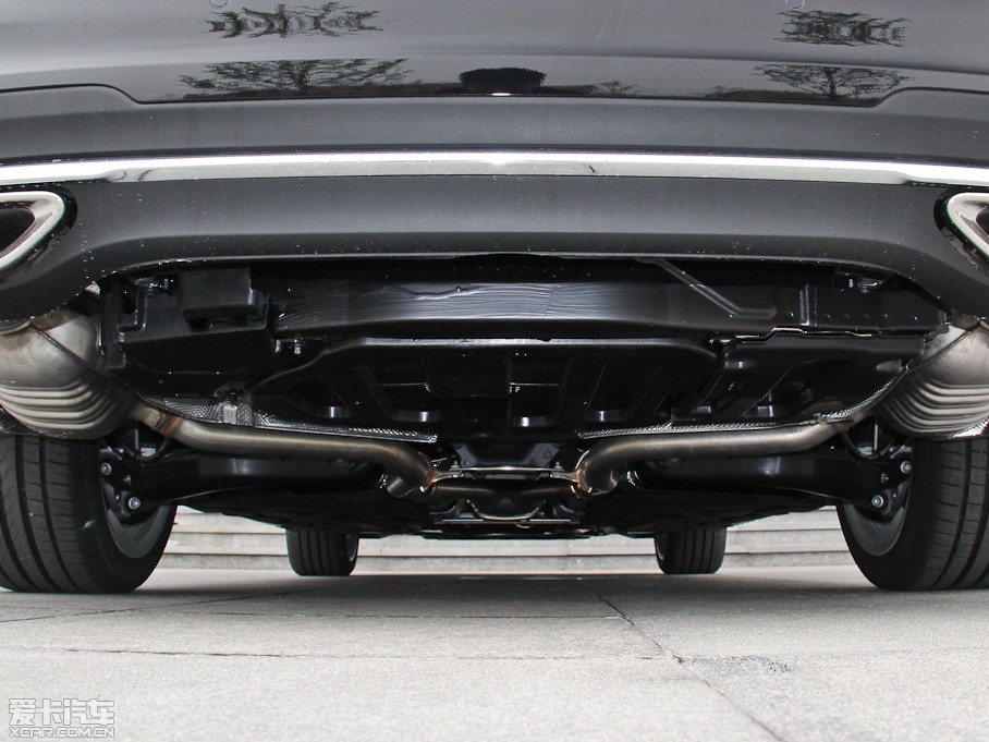 2015YE E 260L \ӺA