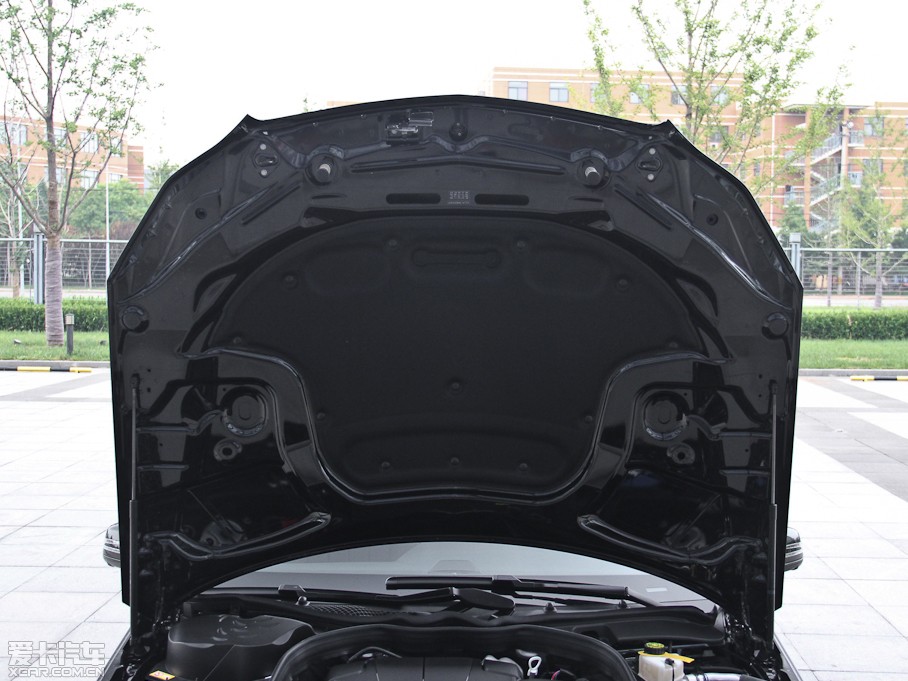 2015YE E 260L \ӺA