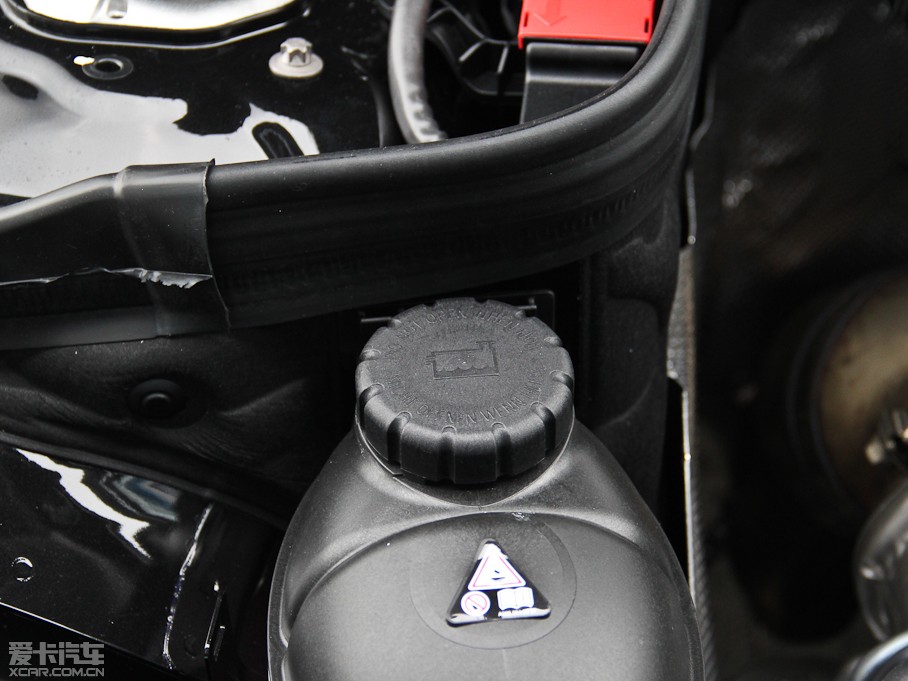 2015YE E 260L \ӺA