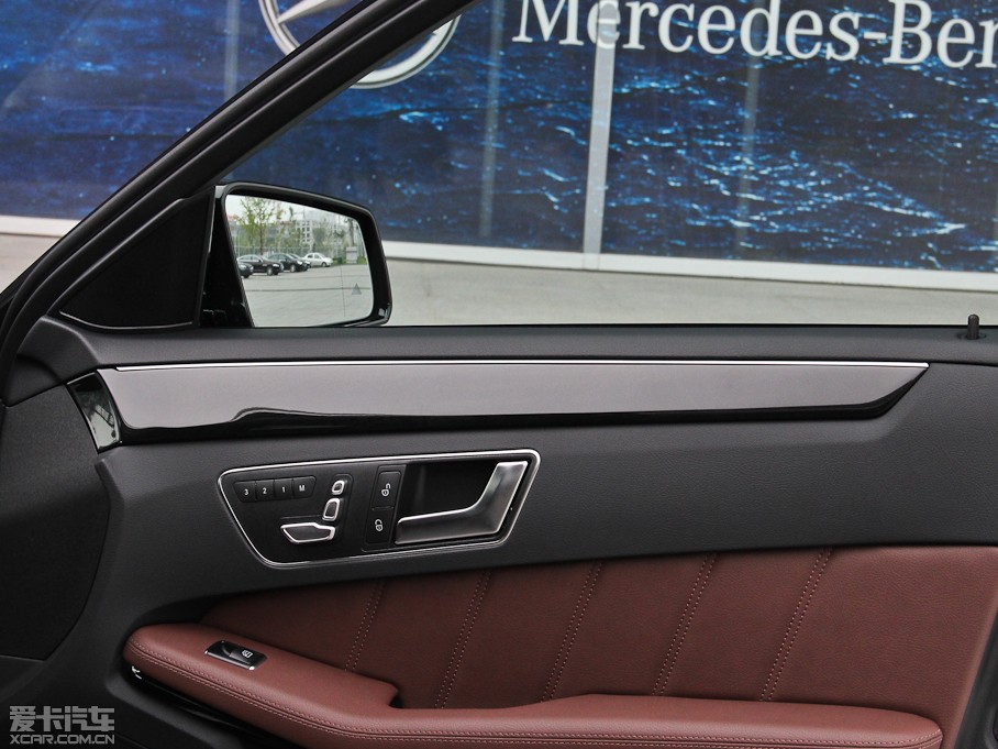 2015YE(j) E 260L \(yn)(dng)A