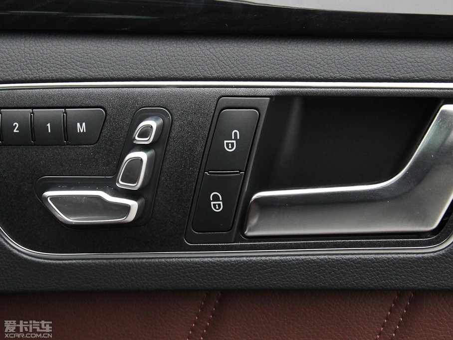 2015YE E 260L \ӺA