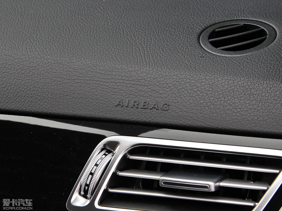 2015YE E 260L \ӺA