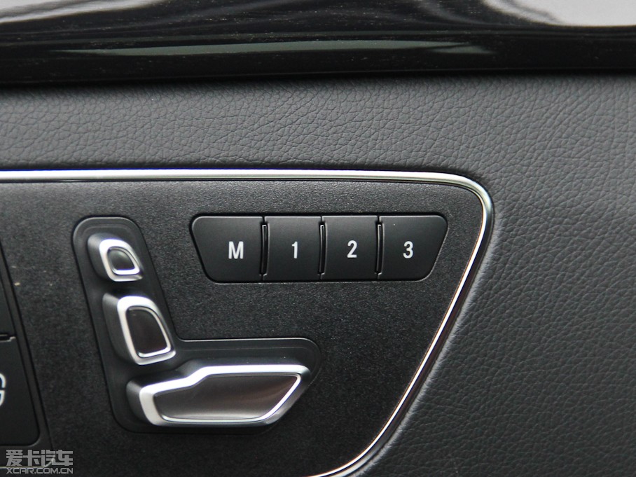 2015YE E 260L \ӺA