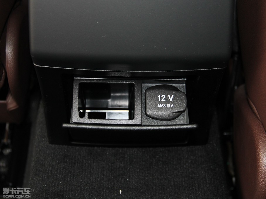 2015YE E 260L \ӺA