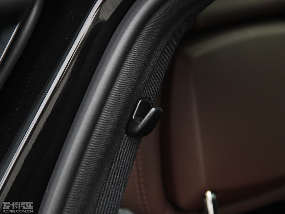 2015YE E 260L \ӺA