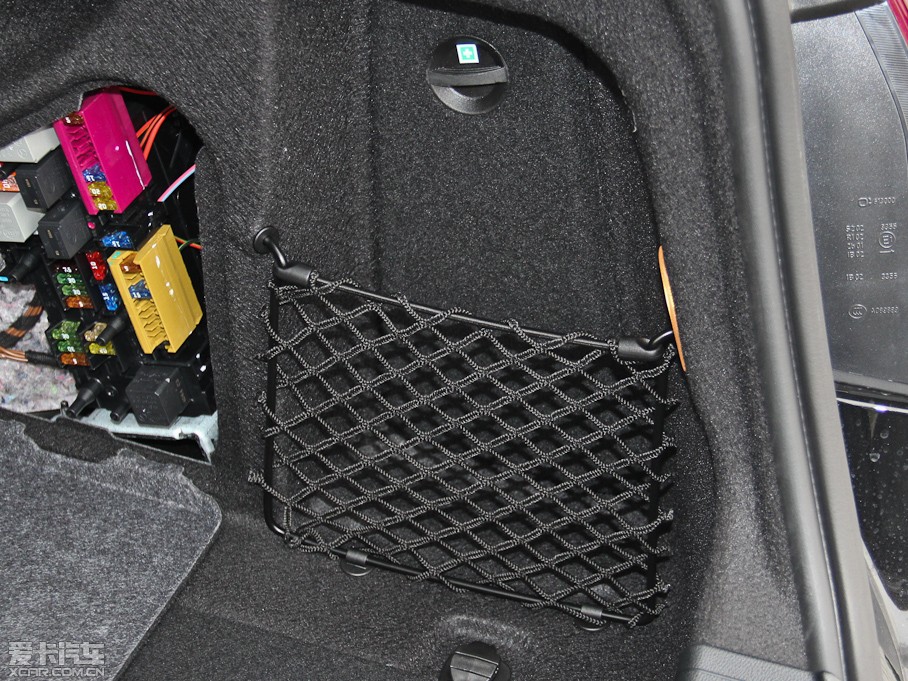 2015YE E 260L \ӺA