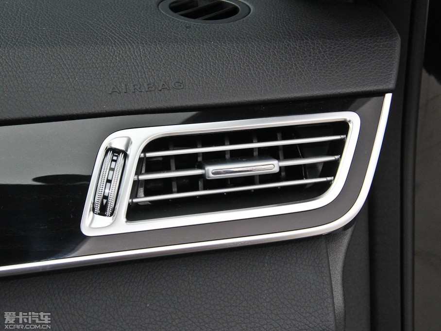 2015YE E 260L \ӺA