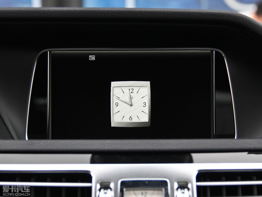 2015YE E 260L \ӺA