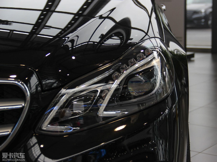 2015YE E 400L 4MATIC \ӺA