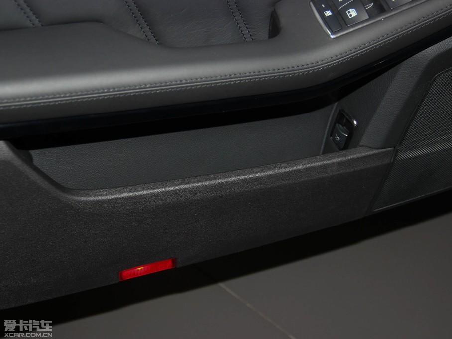 2015YE(j) E 400L 4MATIC \(yn)(dng)A