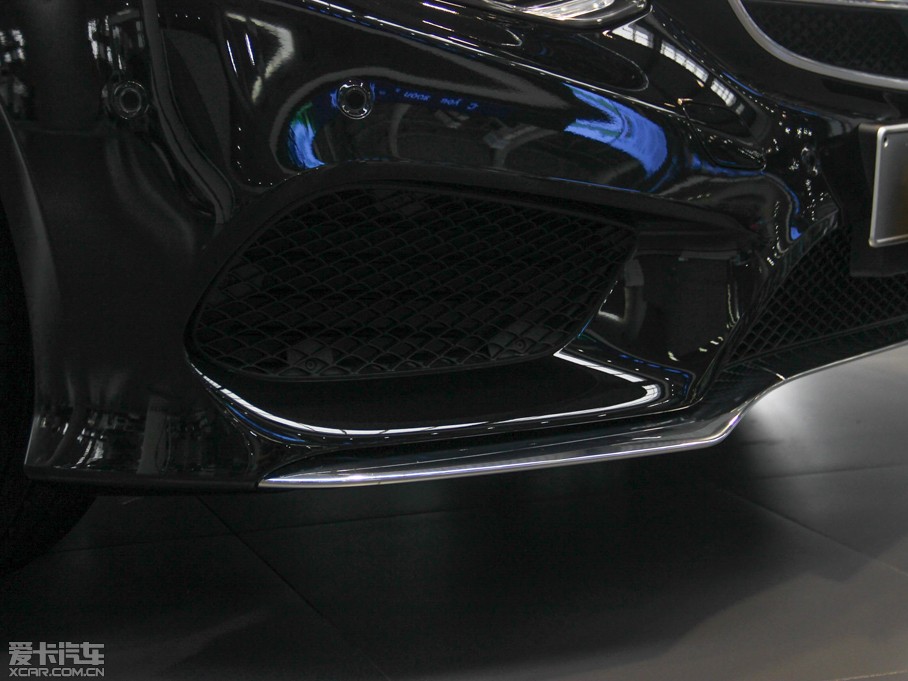 2015YE E 400L 4MATIC \ӺA