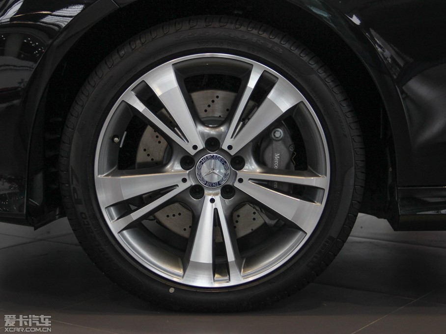 2015YE E 400L 4MATIC \ӺA