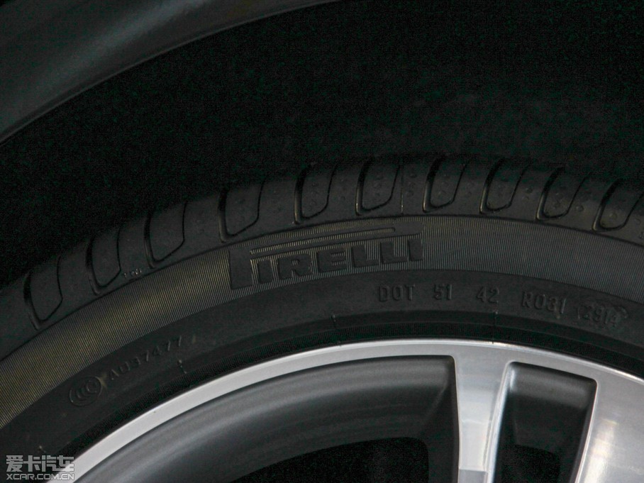 2015YE E 400L 4MATIC \(yn)ӺA