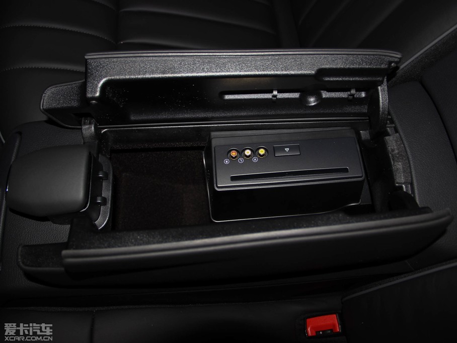 2015��YE��(j��) E 400L 4MATIC �\(y��n)��(d��ng)���A��