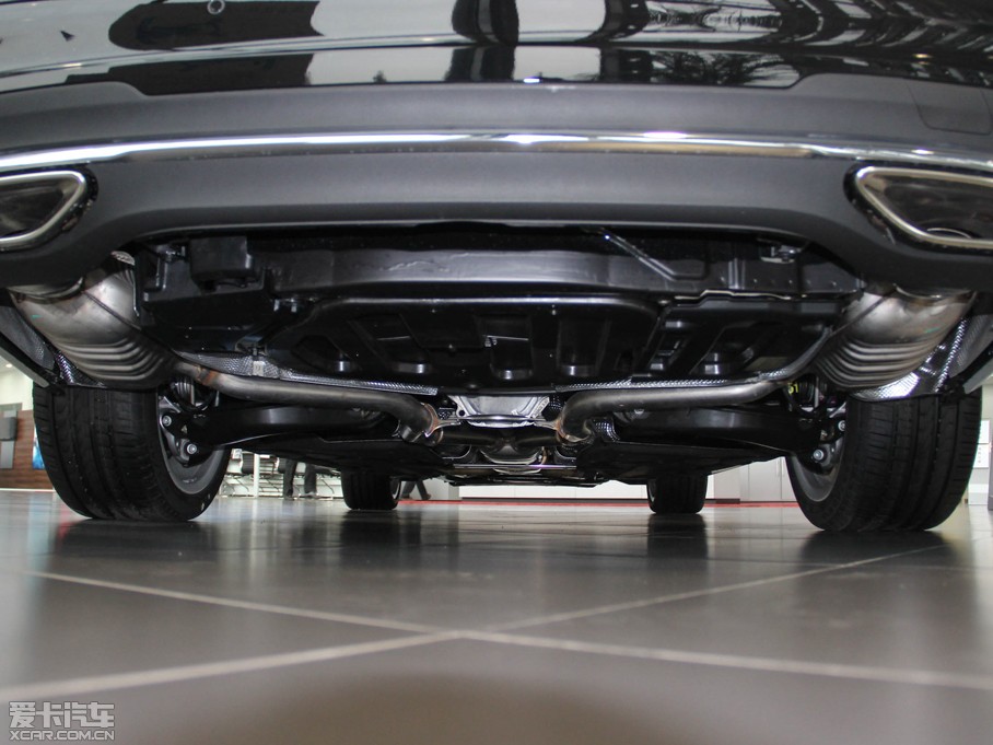 2015YE E 400L 4MATIC \(yn)ӺA