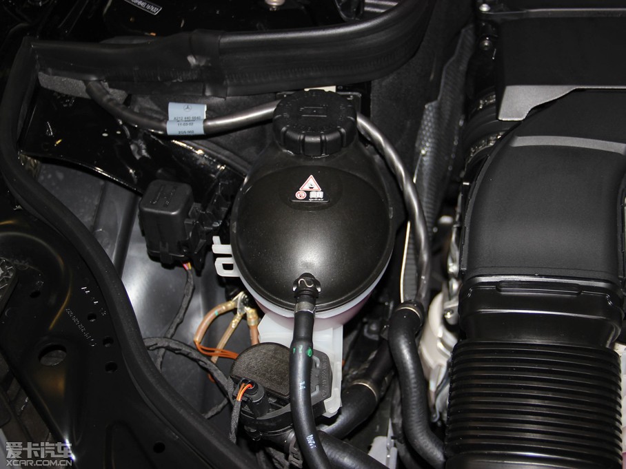 2015YE E 400L 4MATIC \ӺA