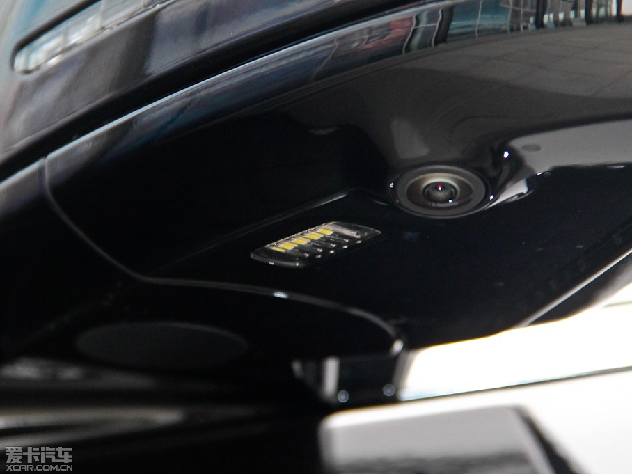 2015YE E 320L 4MATIC \