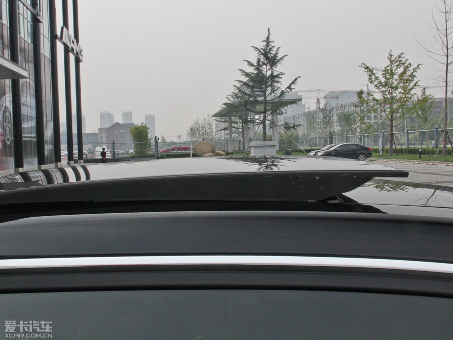 2015YE E 320L 4MATIC \