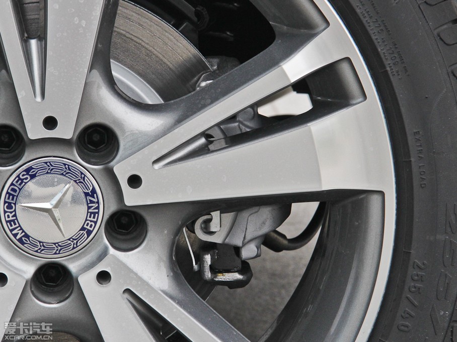 2015YE E 320L 4MATIC \