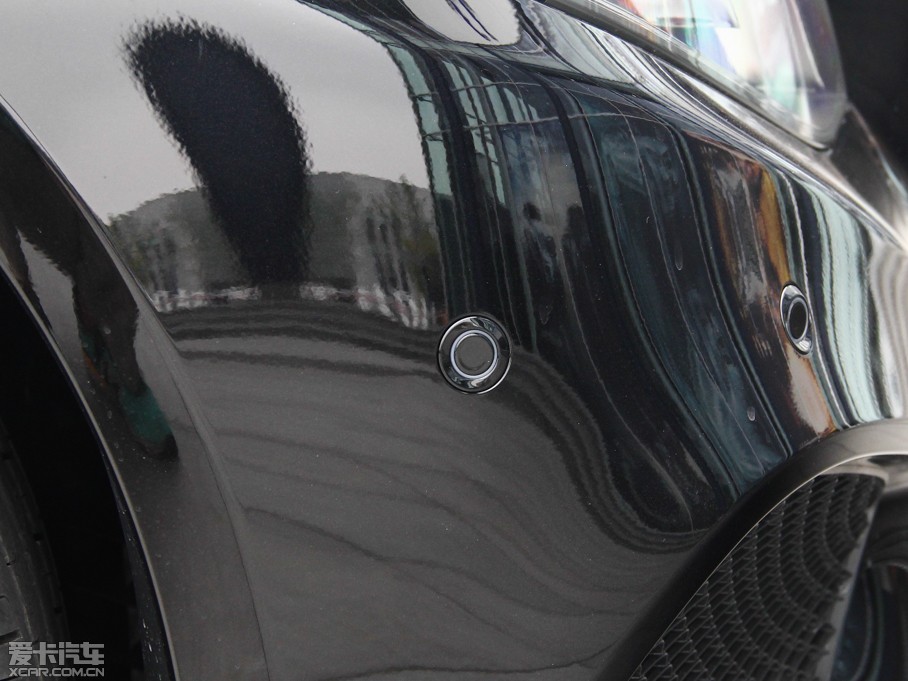 2015��YE�� E 260L �\����