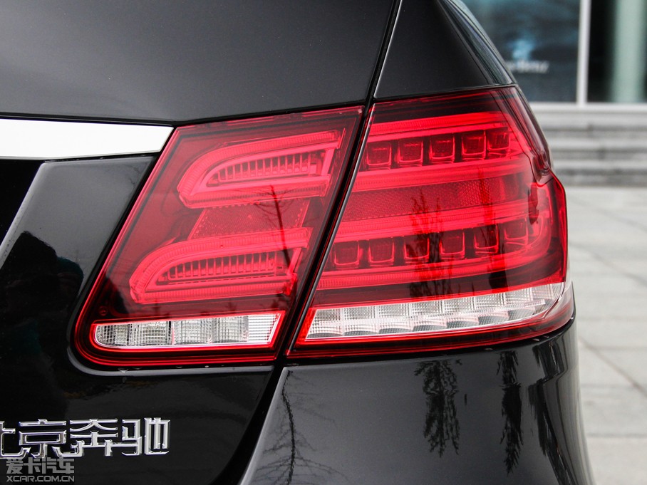 2015��YE�� E 260L �\(y��n)��(d��ng)��