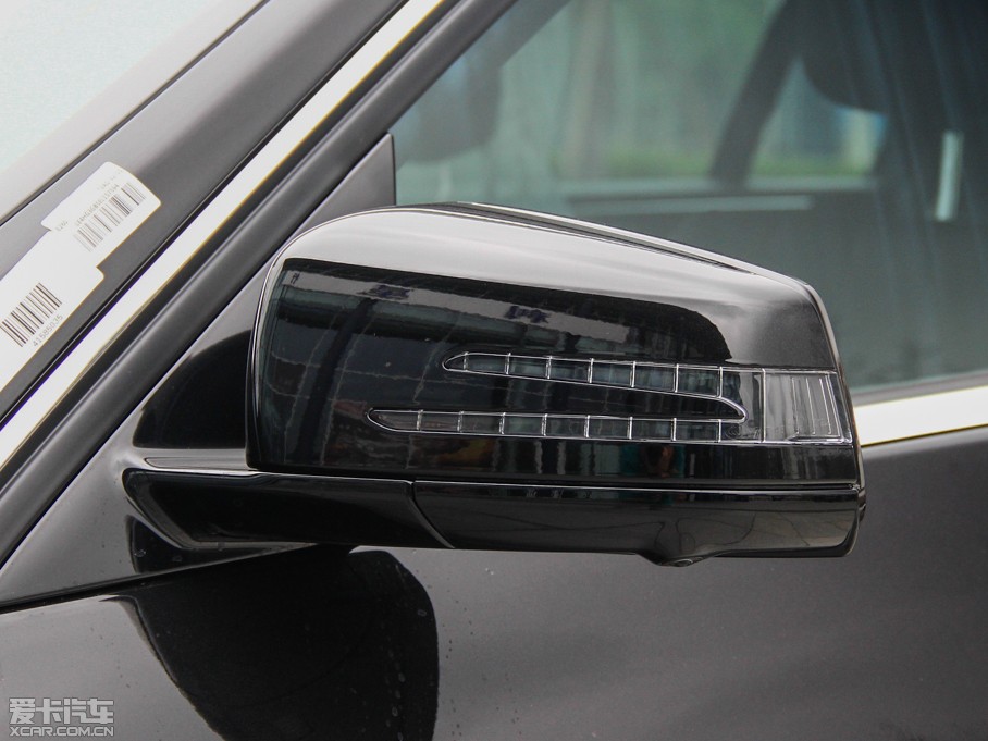 2015��YE�� E 260L �\����