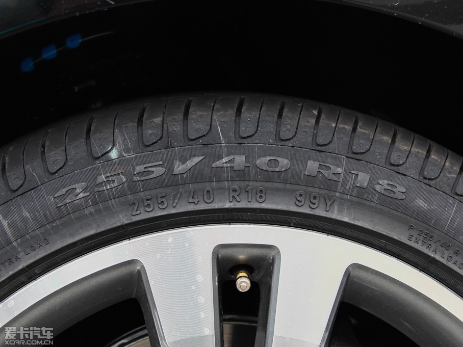 2015��YE��(j��) E 260L �\(y��n)��(d��ng)��