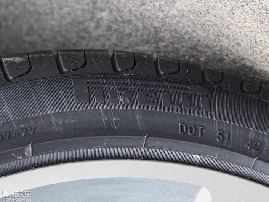 2015��YE�� E 260L �\����