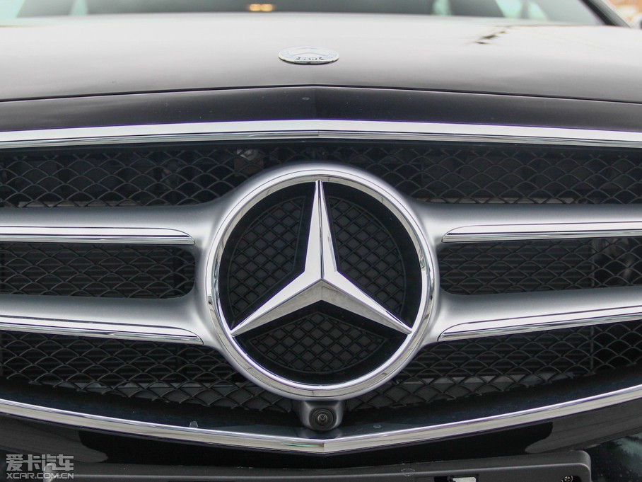 2015��YE�� E 260L �\����