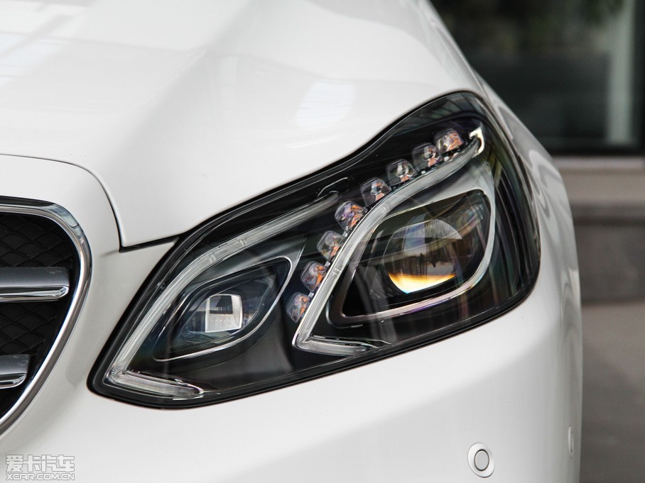 2015��YE��(j��) E 320L �\(y��n)��(d��ng)���A��