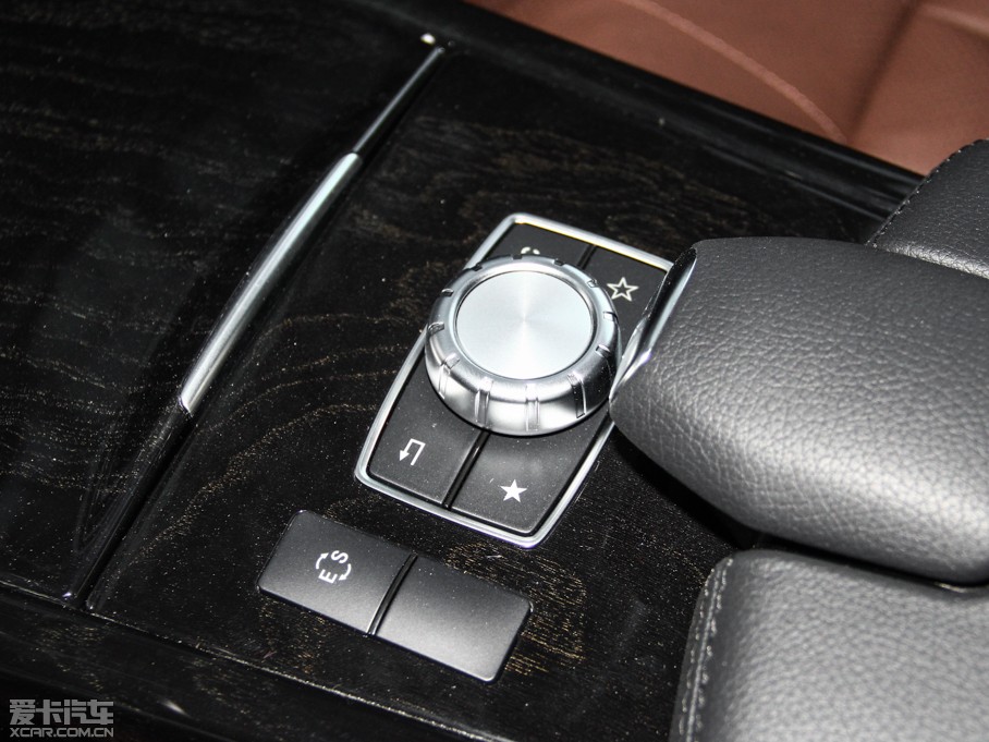 2015��YE��(j��) E 320L �\(y��n)��(d��ng)���A��