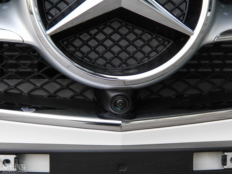 2015��YE��(j��) E 320L �\(y��n)��(d��ng)���A��