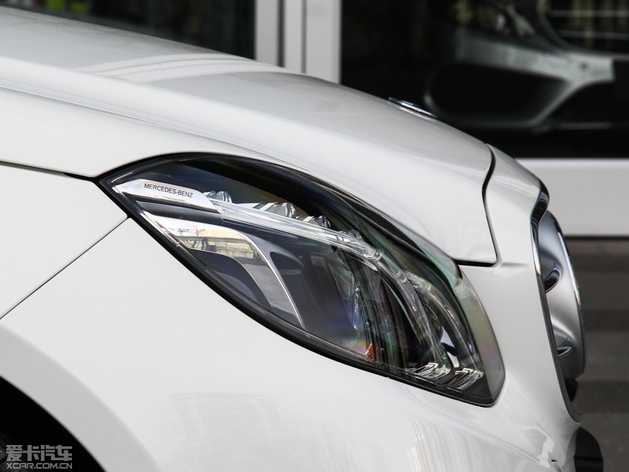 2015��YE��(j��) E 320L �\(y��n)��(d��ng)���A��