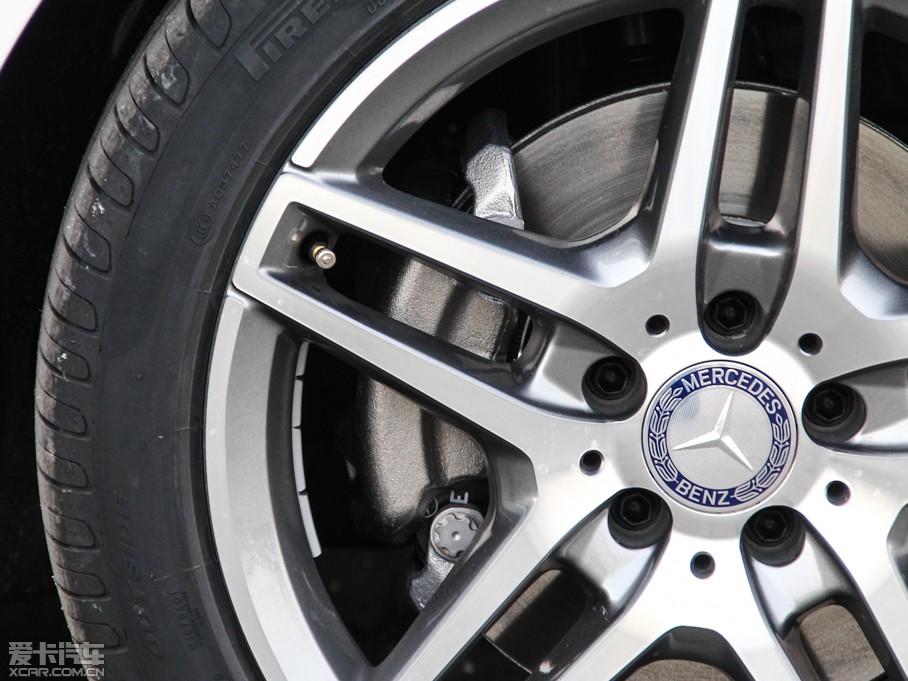 2015��YE��(j��) E 320L �\(y��n)��(d��ng)���A��