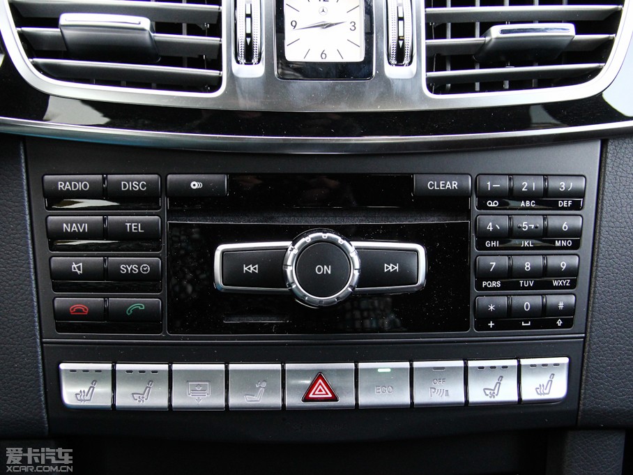 2015��YE�� E 320L �\�Ӻ��A��