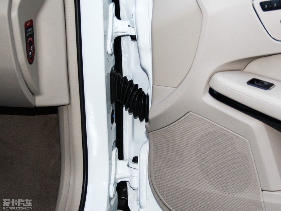 2015YE E 320L \(yn)