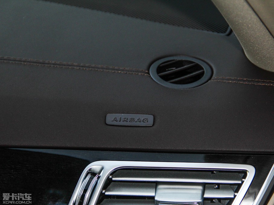 2015YE(j) E 320L \(yn)(dng)